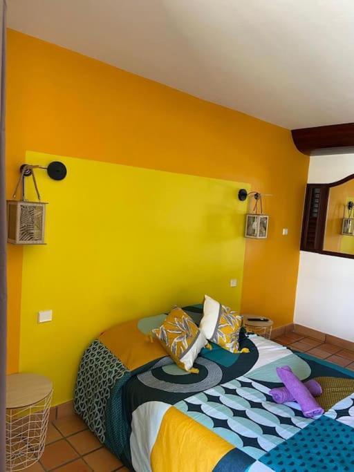 Studio Au Soleil Levant, Avec Piscine La Trinité Exterior foto