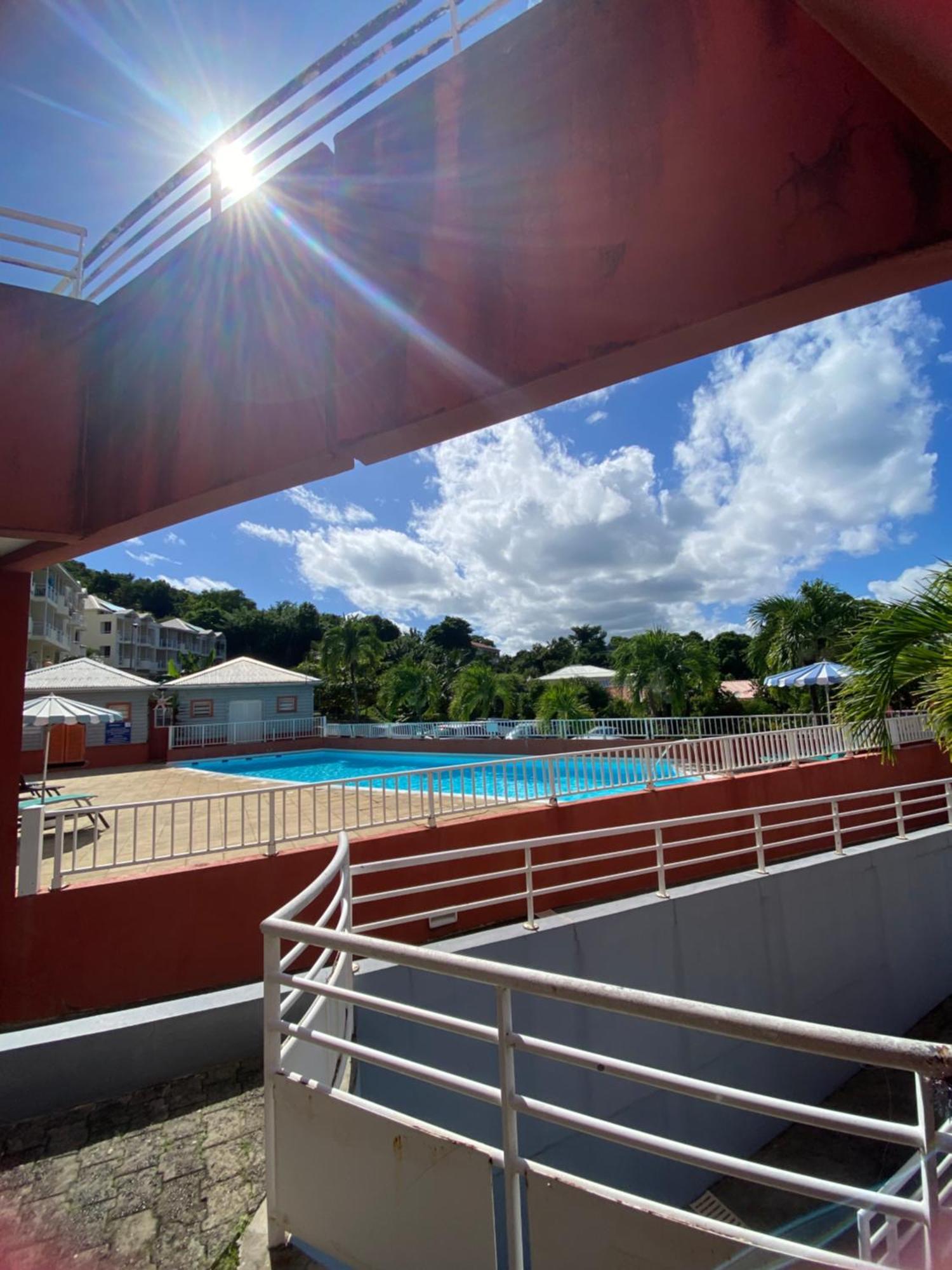 Studio Au Soleil Levant, Avec Piscine La Trinité Exterior foto